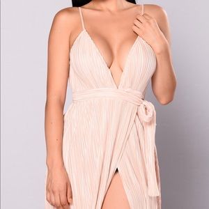 Feeling Fancy Maxi Dress - Champagne